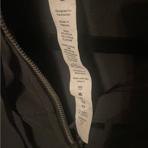 Lululemon Define jacket - Picture 3 of 3